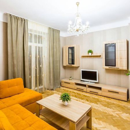 Apartments In The Center Lvov Exteriér fotografie